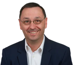 Porträt von MMag. Stefan Brunnsteiner